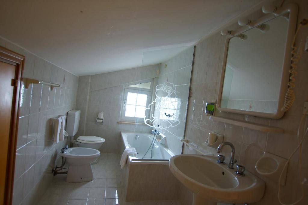Gasthaus Country-House Pecora Nera Mosciano SantʼAngelo Zimmer foto